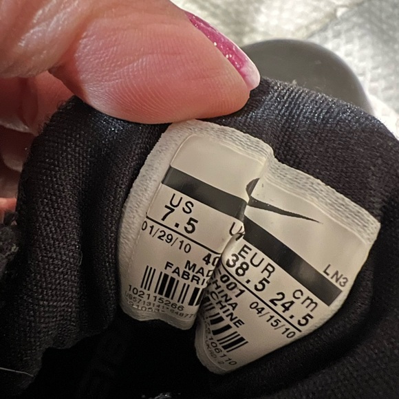 Nike Shox - Picture 6 of 6